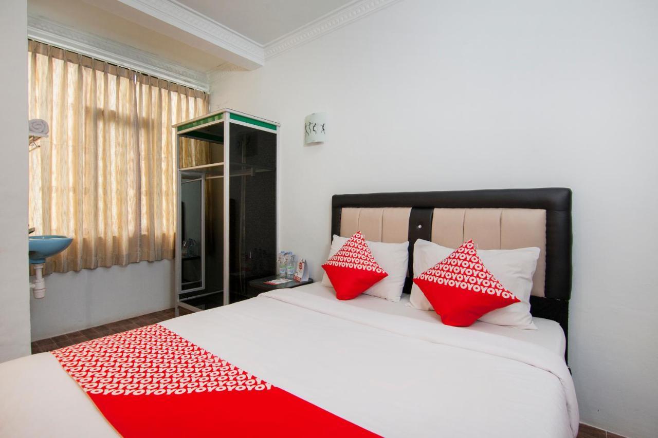Oyo 1543 Sibayak Ncole Hotel Berastagi Exterior photo